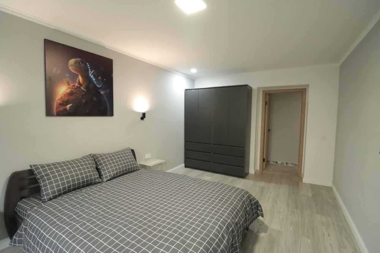 Cosmos Appartement Ternopil Buitenkant foto